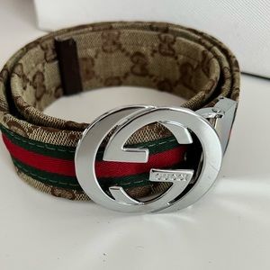 Gucci belt